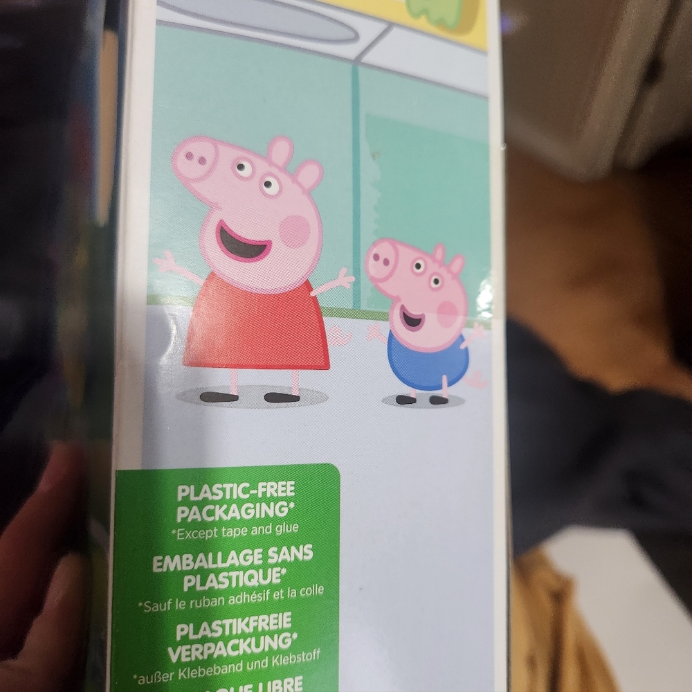 Peppa Pig Carry-Along House Playset - Multicolor NIB - Picture 8 of 9